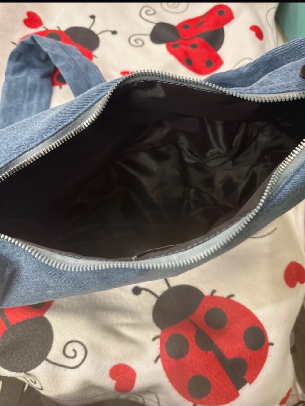 Adidas Crossbody/Shoulder Bag NWT - Picture 5 of 10